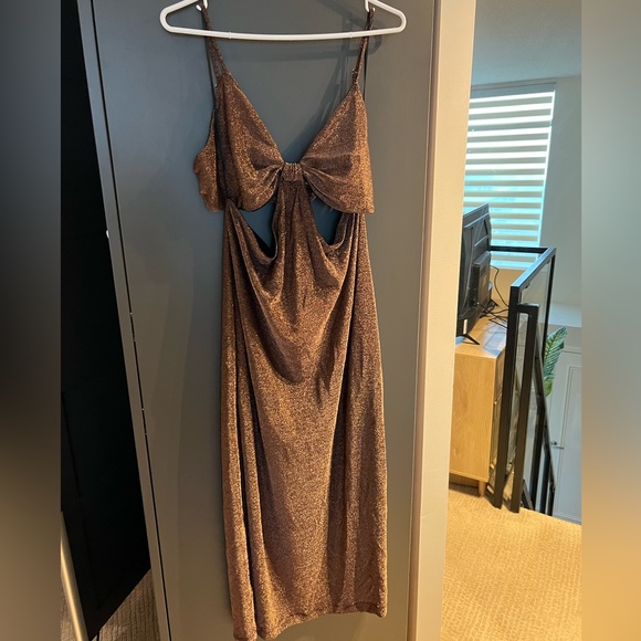 Dynamite Rose-Bronze Cut-Out Midi Dress - Size XL - never worn - Picture 6 of 7